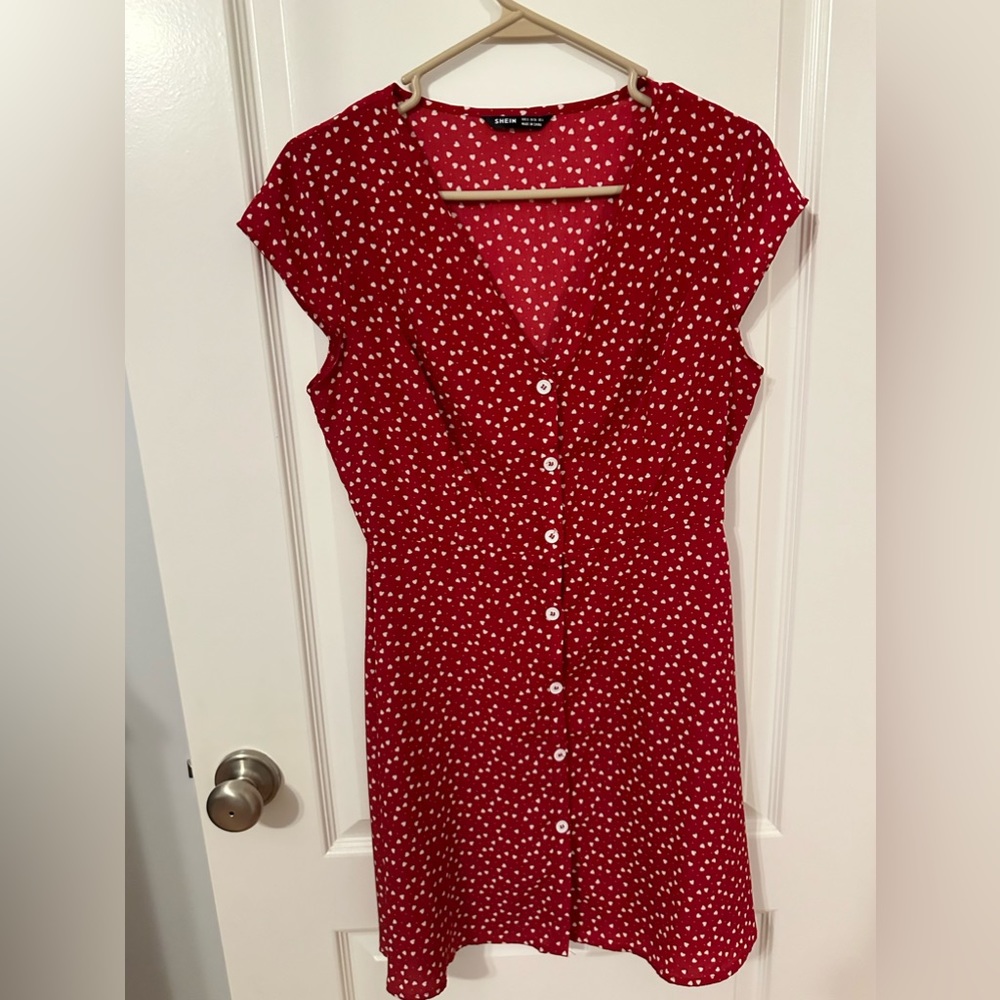 cute valentines dress!